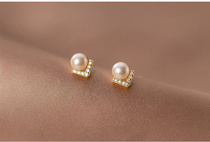 S925 Dainty V Shape Freshwater Pearl CZ Stud Earrings